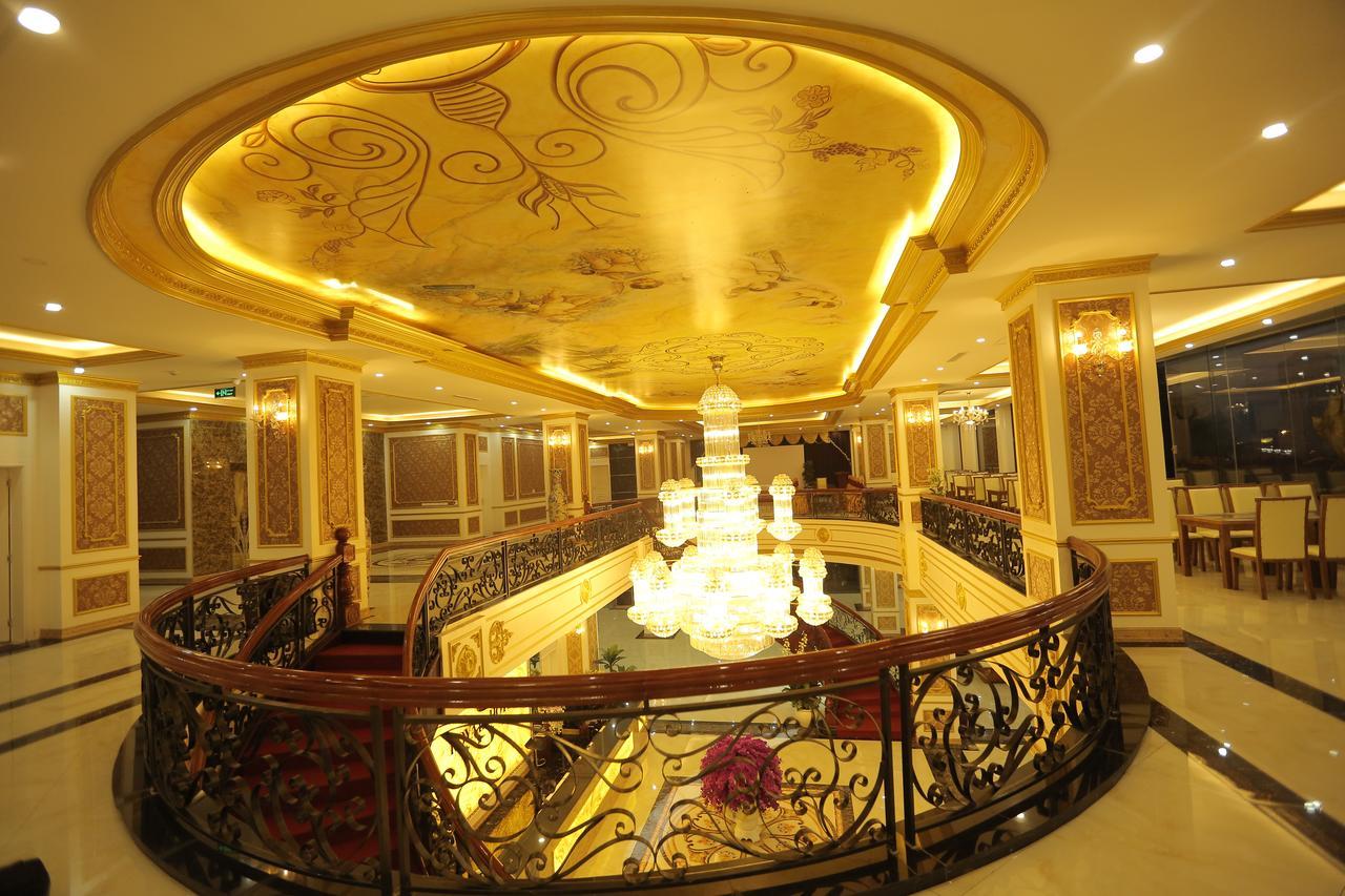 Lao Cai Royal Hotel Exterior foto