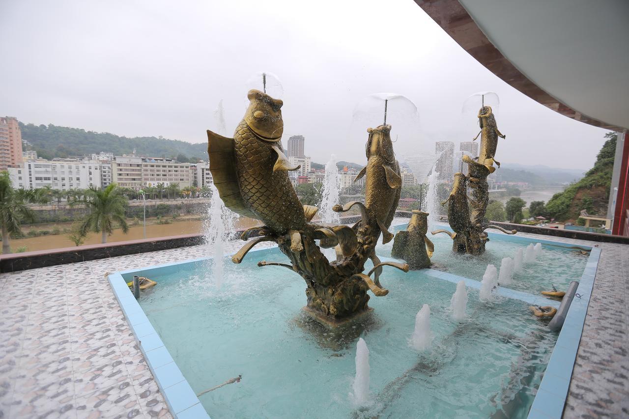 Lao Cai Royal Hotel Exterior foto